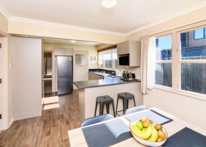 at 2A Lowestoft Place, West End, Palmerston North, Manawatu / Whanganui