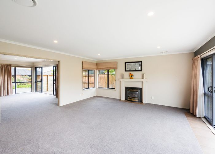  at 12 Johnstone Drive, Fitzherbert, Palmerston North