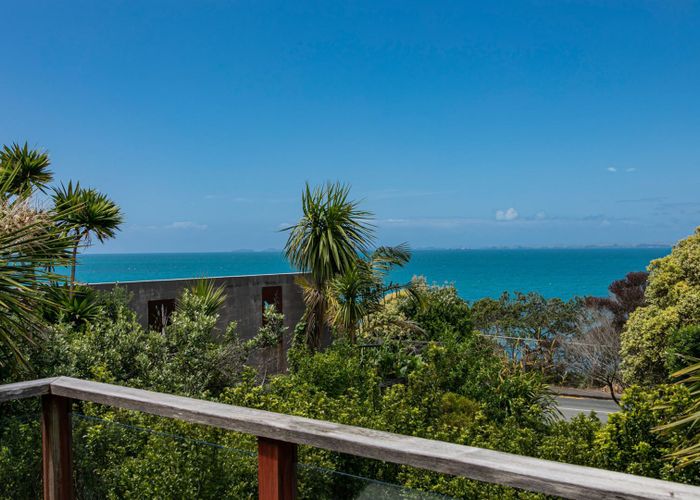  at 43 Rock Isle Road, Torbay, Auckland
