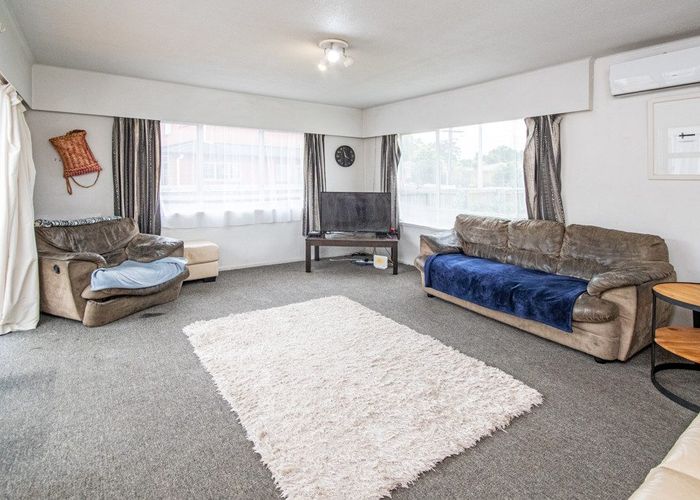  at 58 Hallberry Road, Mangere East, Auckland
