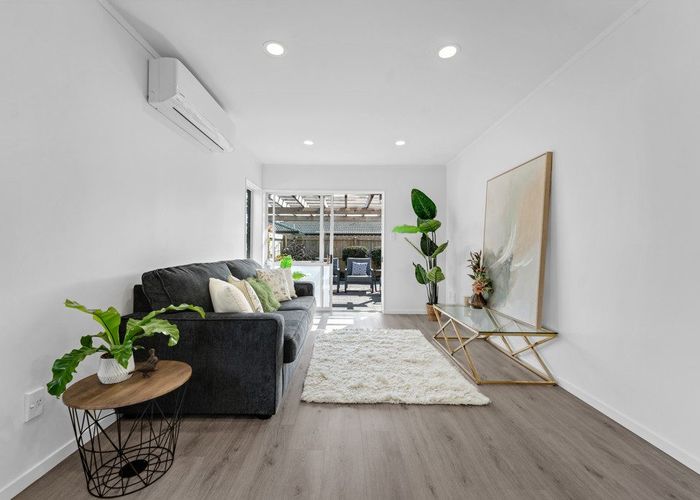  at 1/20 Ben Nevis Place, Northpark, Manukau City, Auckland