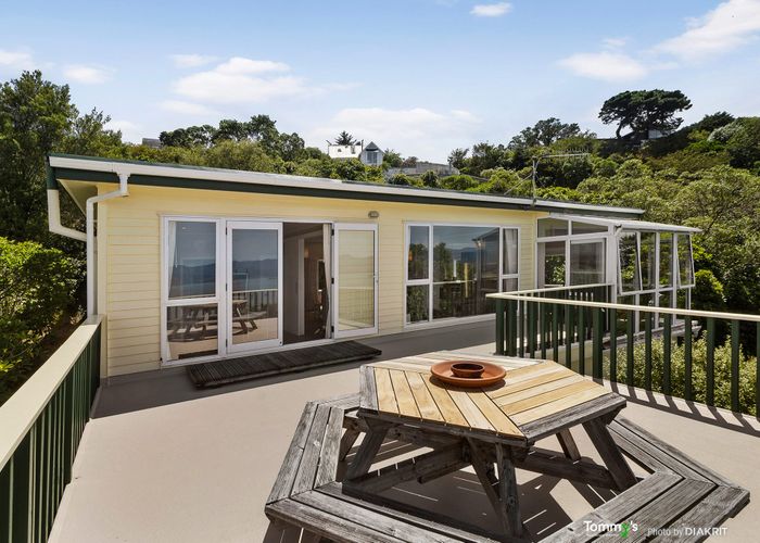  at 138 Nicholson Road, Khandallah, Wellington