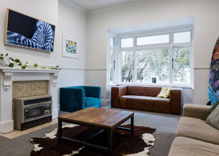  at 218 River Road, Claudelands, Hamilton