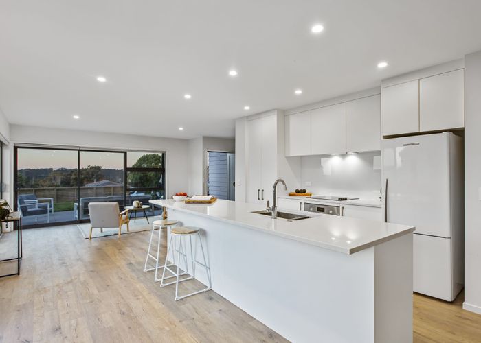  at 14 Mayall Avenue, Beach Haven, Auckland