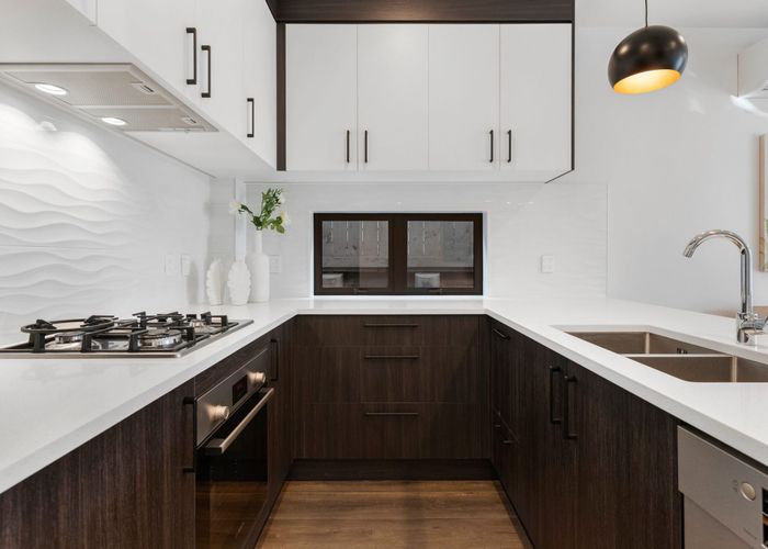  at 10A Egret Court, Unsworth Heights, North Shore City, Auckland