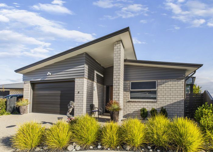  at 4 Westhill Lane, Papamoa Beach, Papamoa