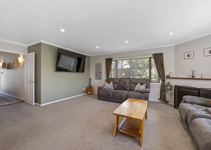  at 3 Antrim Place, Rangatira Park, Taupo