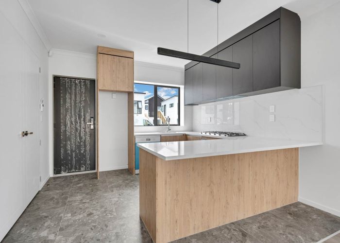  at 43 Survila Street, Papakura, Papakura