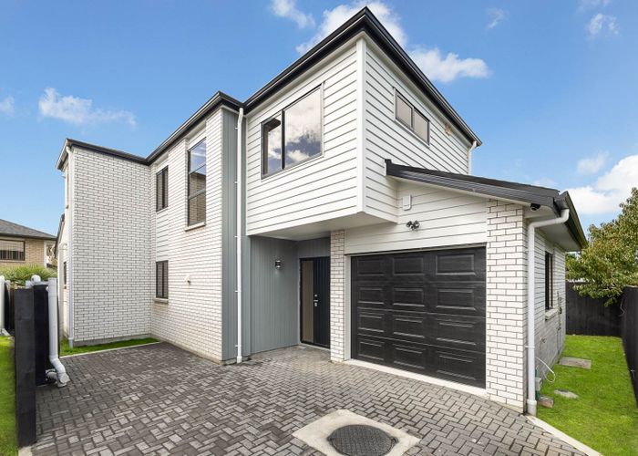  at 4/5 Staines Avenue, Mangere East, Manukau City, Auckland