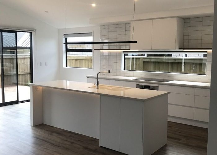  at 18 Mida Close, Papamoa Beach, Papamoa