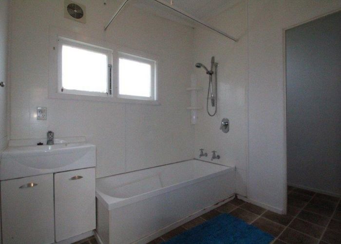  at 24 Folia Street, Lumsden, Lumsden