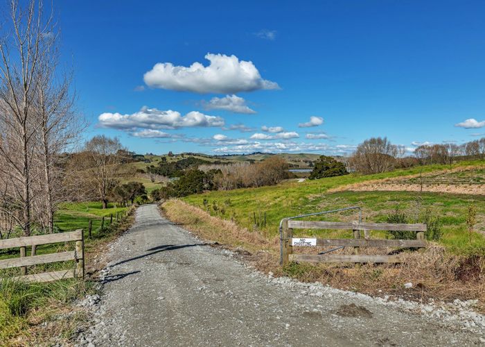  at 111 Petley Road, Paparoa