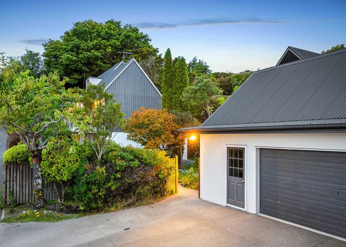  at 140 Dyers Pass Road, Cashmere, Christchurch City, Canterbury
