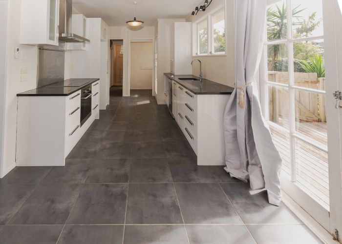  at 22 Sycamore Drive, Sunnynook, North Shore City, Auckland