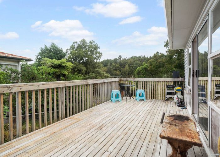  at 13 Vandeleur Avenue, Birkdale, North Shore City, Auckland