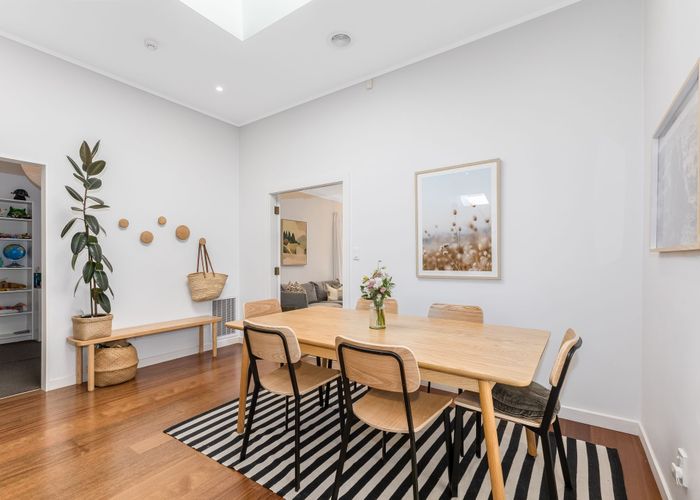  at 4 Totara Street, Eastbourne, Lower Hutt, Wellington