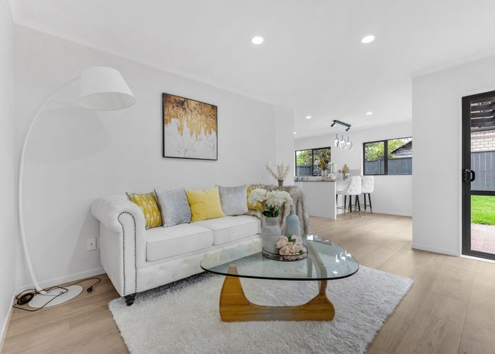  at 21 Heidi Crescent, Flat Bush, Auckland