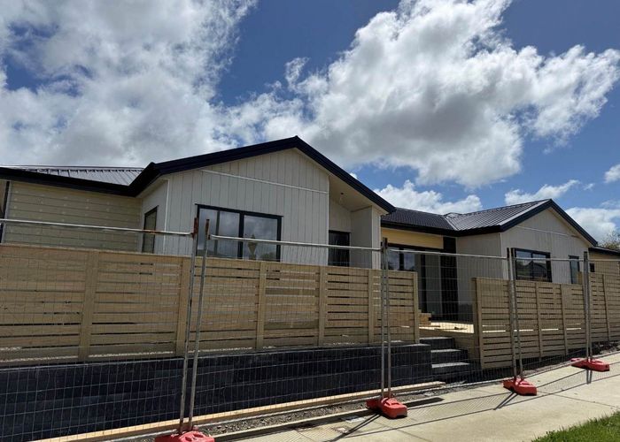  at 36 Furlough Road, Papakura, Papakura, Auckland
