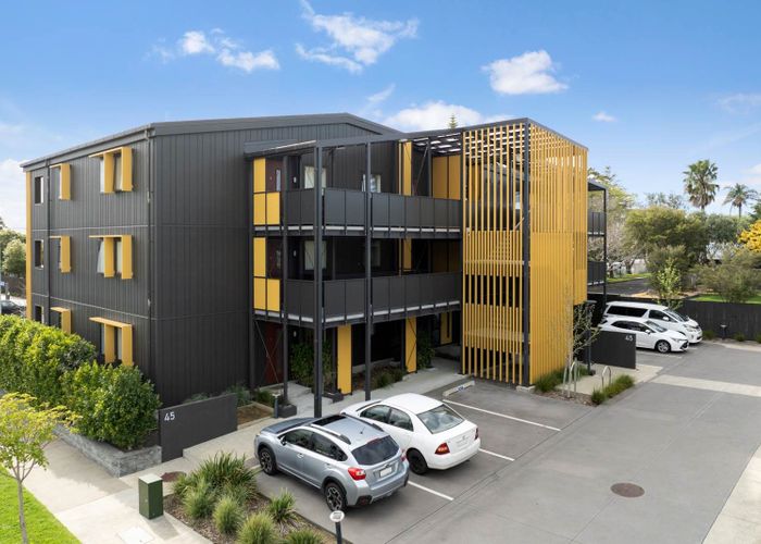  at 12/45 Cessna Crescent, Mangere, Manukau City, Auckland
