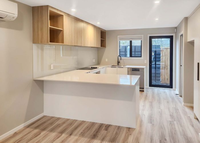  at 2/17 Faulke Avenue, Wainuiomata, Lower Hutt, Wellington