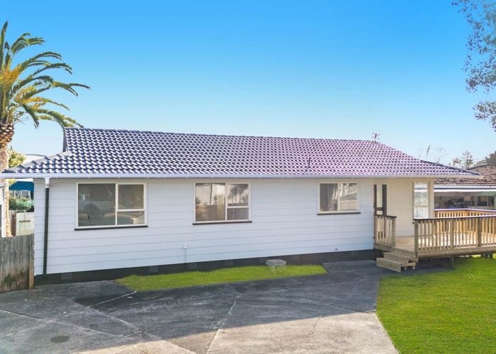  at 84 Ferndown Avenue, Papatoetoe, Manukau City, Auckland