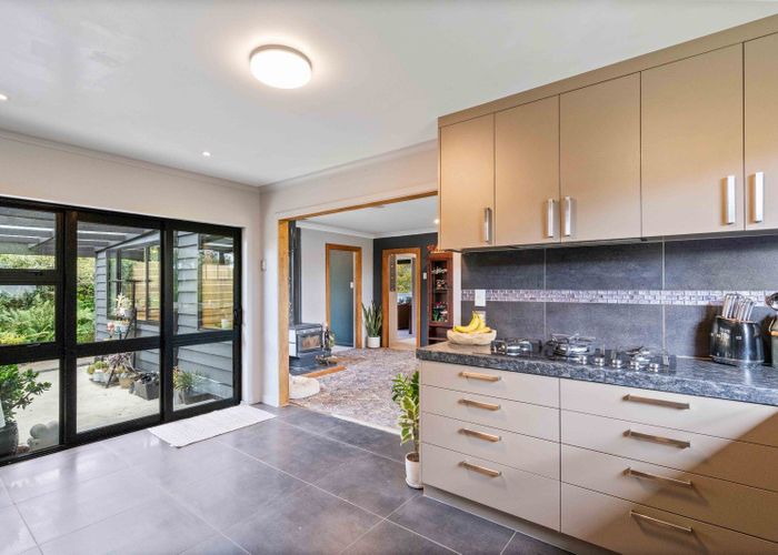  at 82 Lochiel Bridge Road, Lochiel, Winton