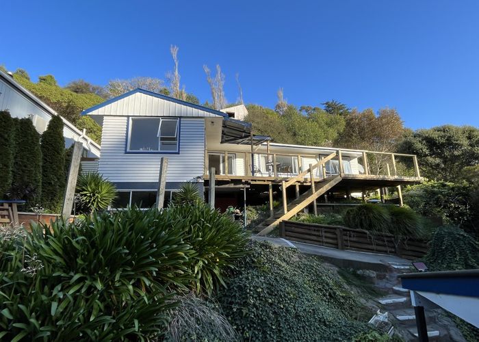  at 18 Mount View Road, Bastia Hill, Whanganui