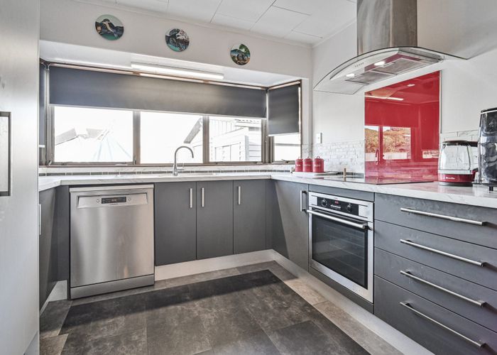  at 5 Nicholson Street, Mayfair, Hastings