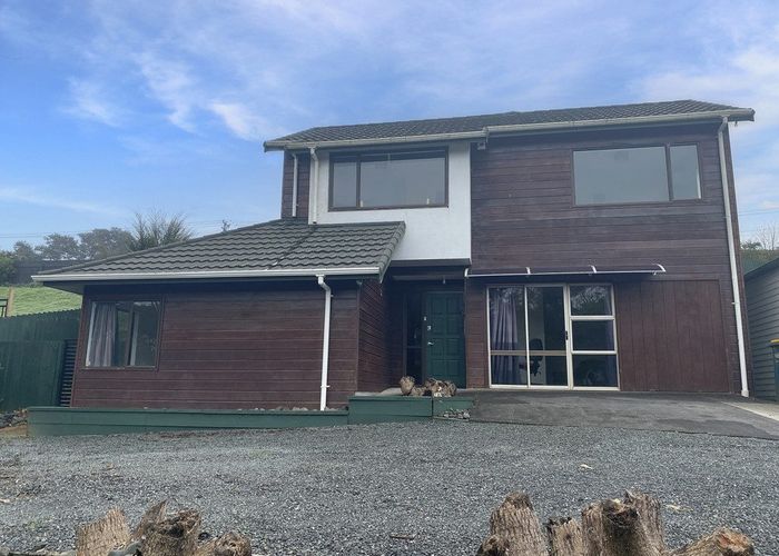  at 9 Jacinta Grove, Swanson, Auckland