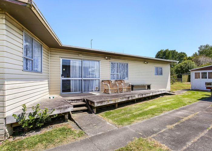  at 12 Maraetai Place, Tuakau