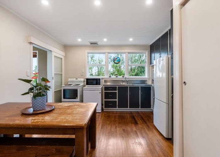  at 19 Jane Grove, Paparangi, Wellington