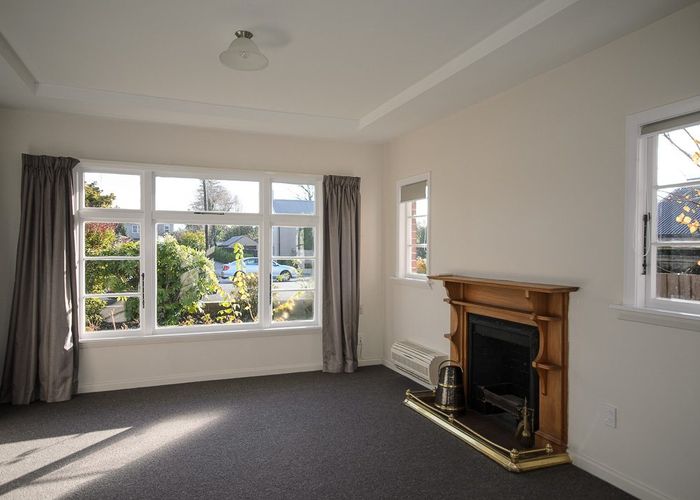  at 16 Plynlimon Road, Fendalton, Christchurch City, Canterbury