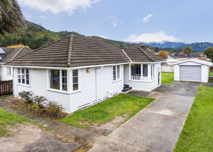  at 10 Nelson Crescent, Wainuiomata, Lower Hutt