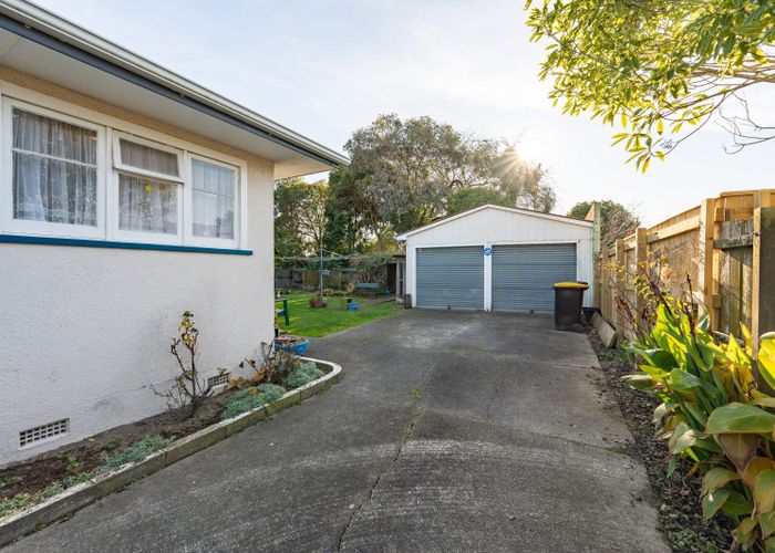 at 8 Blenheim Place, Feilding, Manawatu, Manawatu / Whanganui