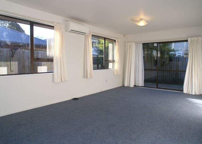  at 2/32 England Street, Phillipstown, Christchurch
