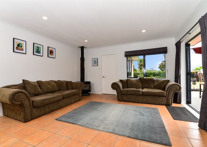  at 14 Palm Grove Drive, Western Heights, Hamilton