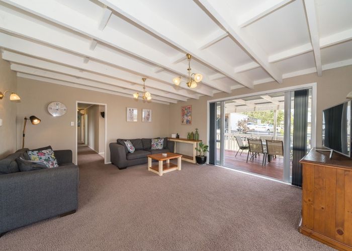  at 872 Reid Line East, Bunnythorpe, Palmerston North