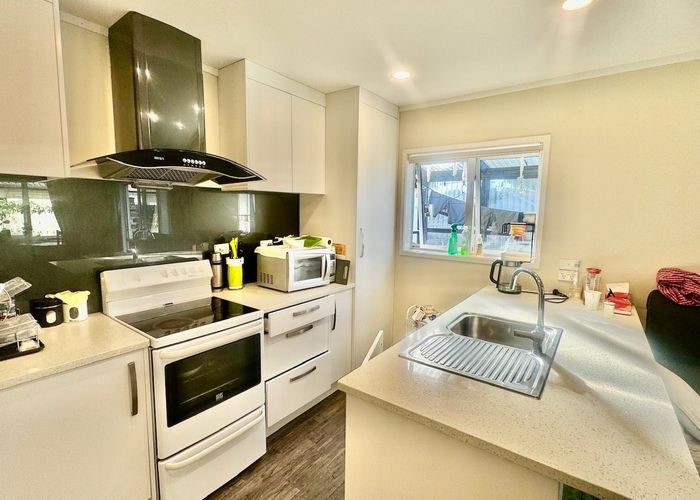  at 1113 New North Road, Mount Albert, Auckland City, Auckland