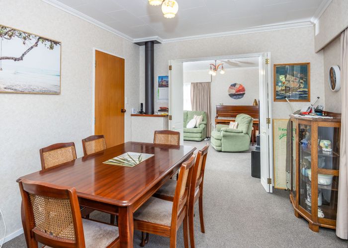  at 32 Caernarvon Street, Dinsdale, Hamilton, Waikato
