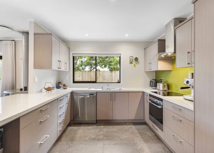  at 22 Houston Place, Bayview, Auckland