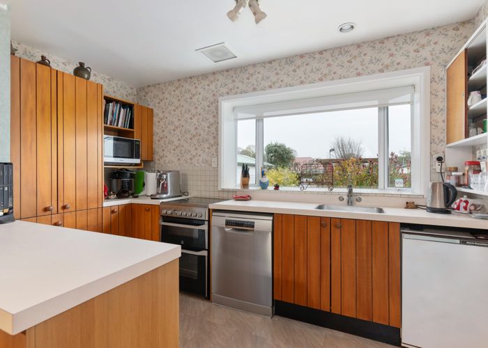  at 6 Haslett Place, Upper Riccarton, Christchurch City, Canterbury
