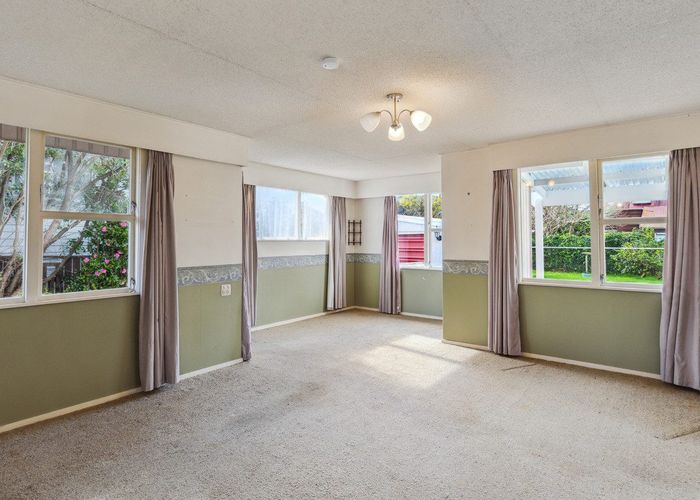  at 13 Bahama Crescent, Paraparaumu Beach, Kapiti Coast, Wellington