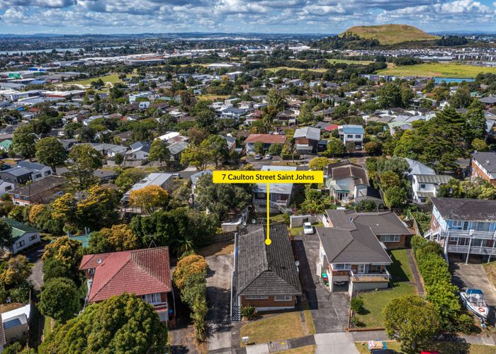  at 3/7 Caulton Street, Saint Johns, Auckland