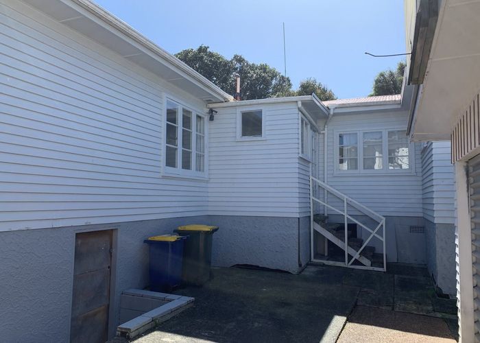  at 29 Wattle Street, New Lynn, Auckland