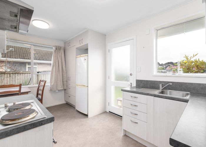  at 2/70 Hawke Street, New Brighton, Christchurch City, Canterbury