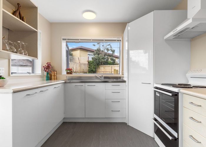  at 63 Sabulite Road, Kelston, Waitakere City, Auckland