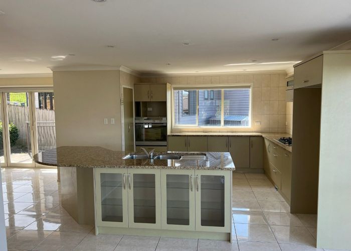  at 34 Fairchild Avenue, Goodwood Heights, Auckland