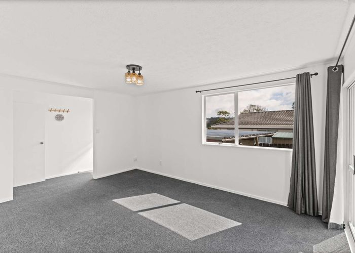  at 2/79 Luanda Drive, Ranui, Auckland