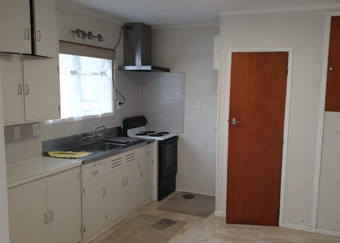  at 3/448 Richardson Road, Mount Roskill, Auckland