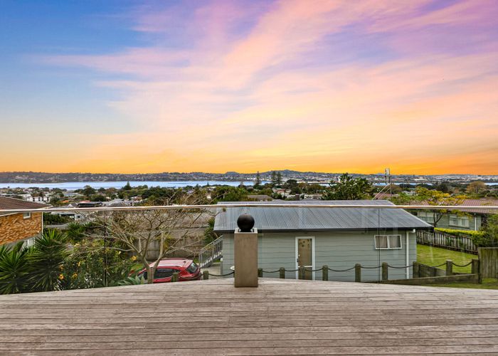  at 57 Taylor Road, Mangere Bridge, Manukau City, Auckland